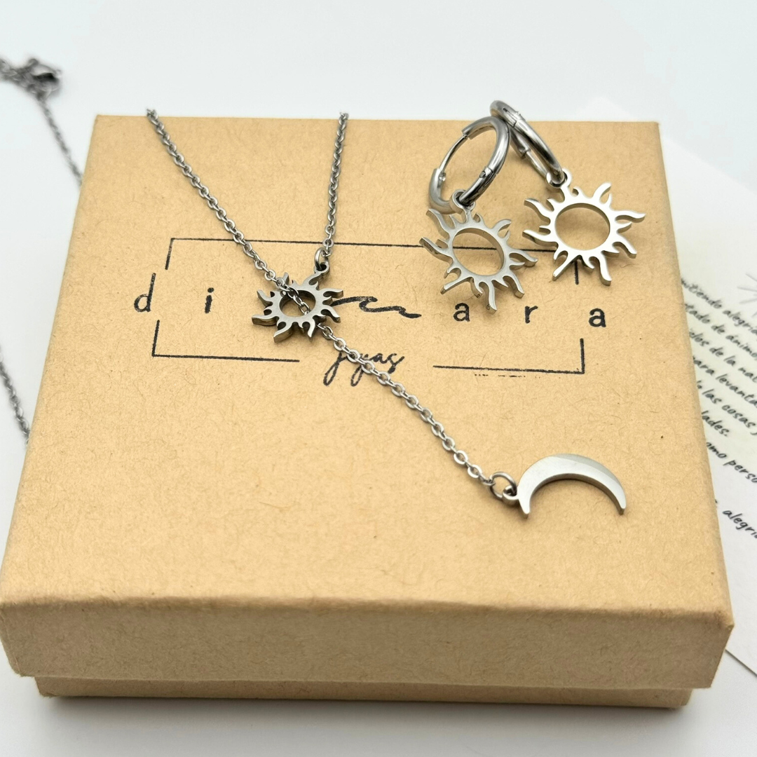 Conjunto collar + pendientes Moon Sun